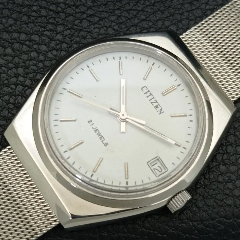 Vintage 1984 Citizen Manual Wound Mens Silver Watch W/Date & Silver accents